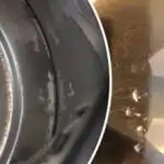 Jednoduchý způsob, jak odstranit vodní kámen během několika minut: co dát do konvice Jednoduchý způsob, jak odstranit vodní kámen během několika minut: co