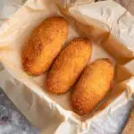 Nikdo si neuvědomí, že v nich není žádné maso: šťavnaté řízky s brambory "jako maso". Nikdo si neuvědomí, že v nich není žádné maso: šťavnaté